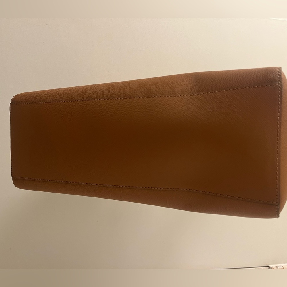 Tory Burch York Large Leather Tote - Picture 7 of 7